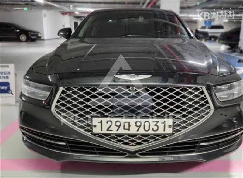 2020 Genesis G90