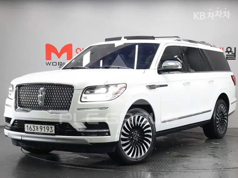 2020 Lincoln NAVIGATOR