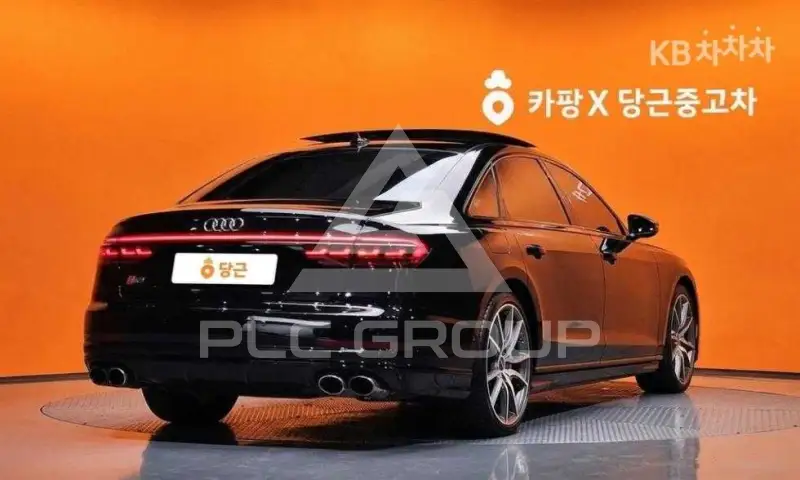 2020 Audi S8