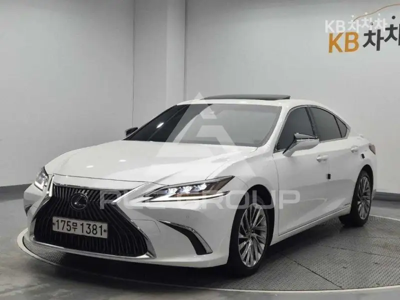 2020 Lexus ES