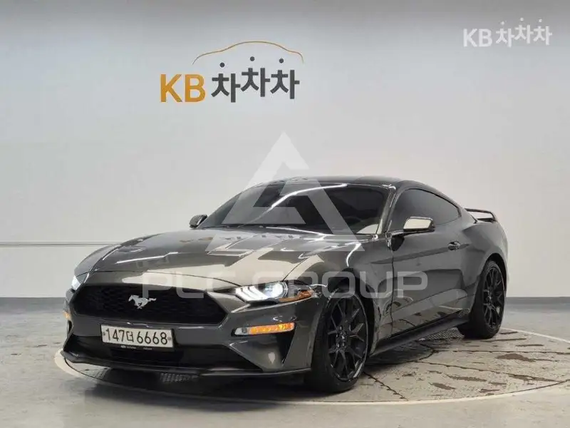 2020 Ford Mustang