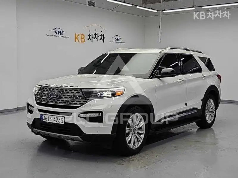 2020 Ford Explorer