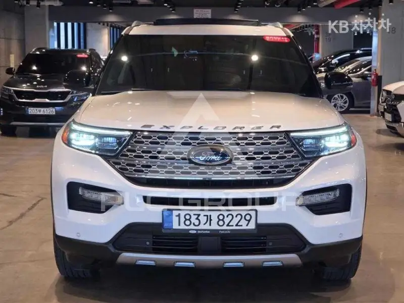 2020 Ford Explorer