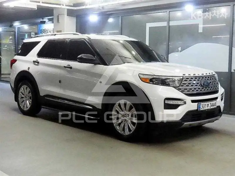 2020 Ford Explorer