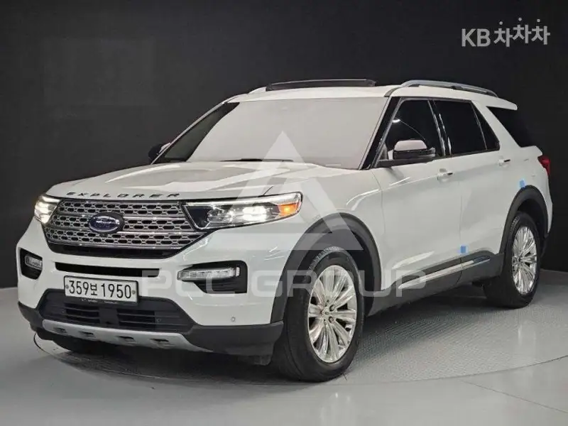 2020 Ford Explorer