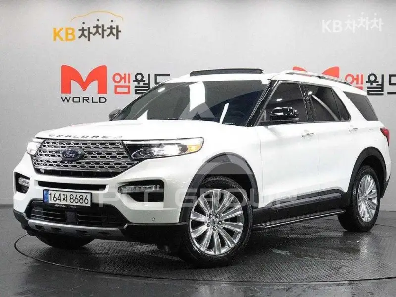 2020 Ford Explorer