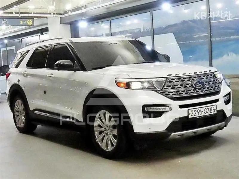 2020 Ford Explorer
