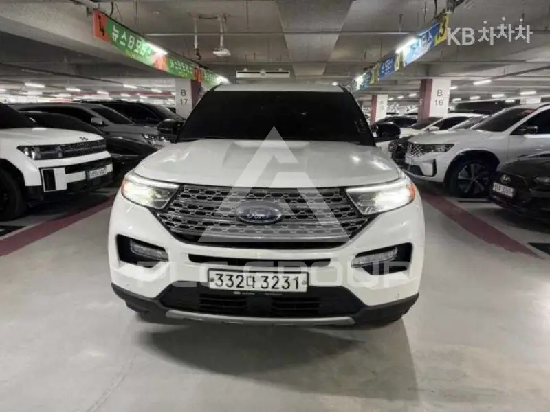 2020 Ford Explorer