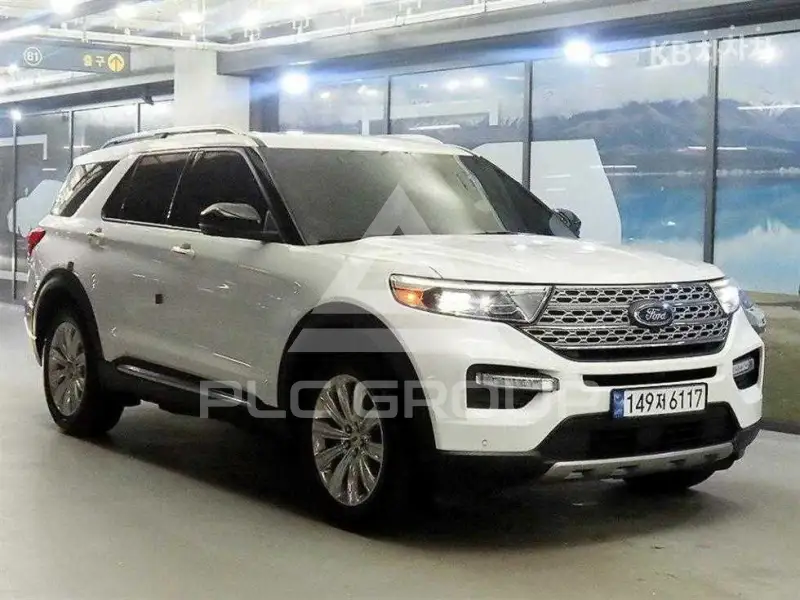 2020 Ford Explorer