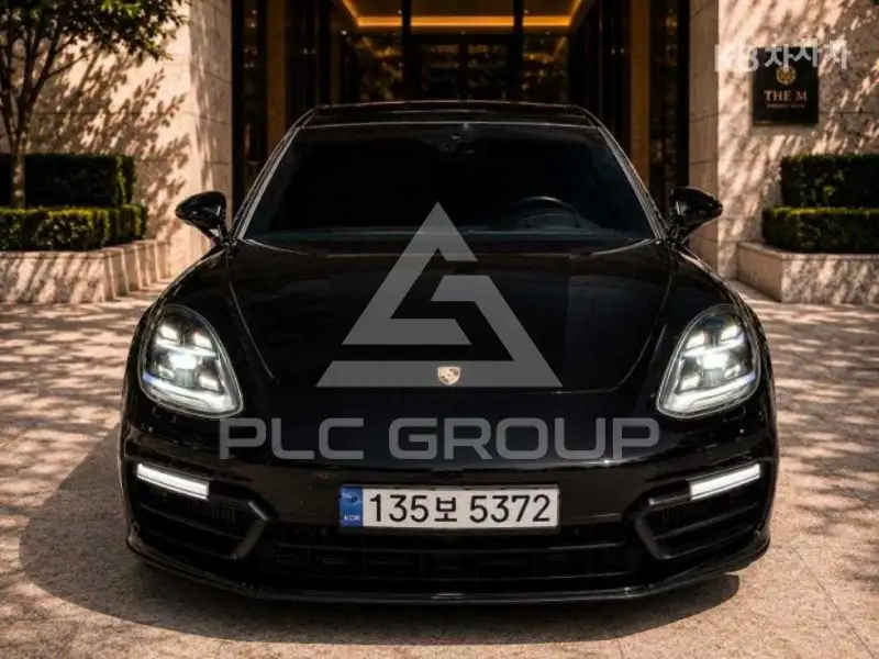 2020 Porsche Panamera