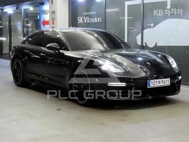 2020 Porsche Panamera