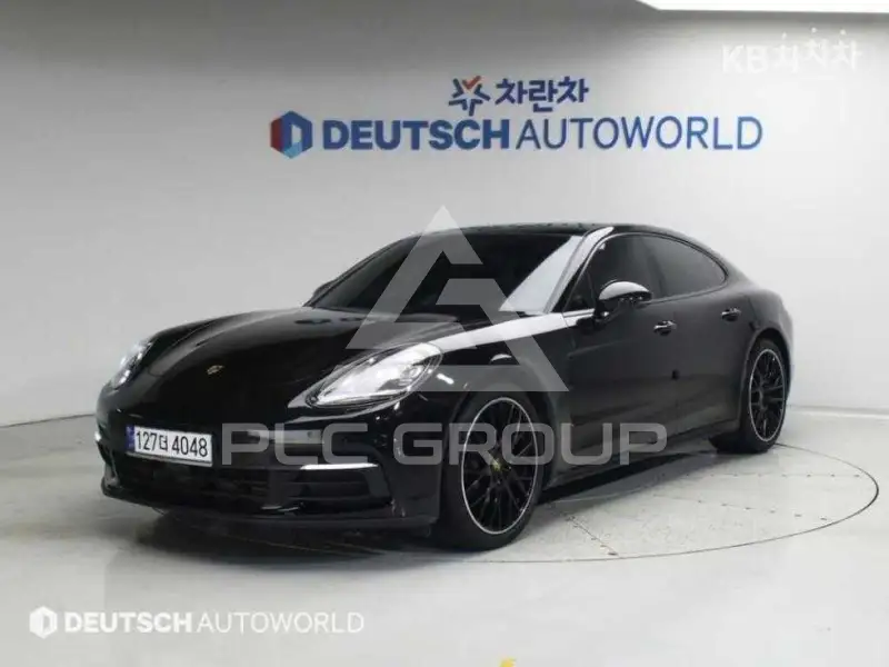 2020 Porsche Panamera