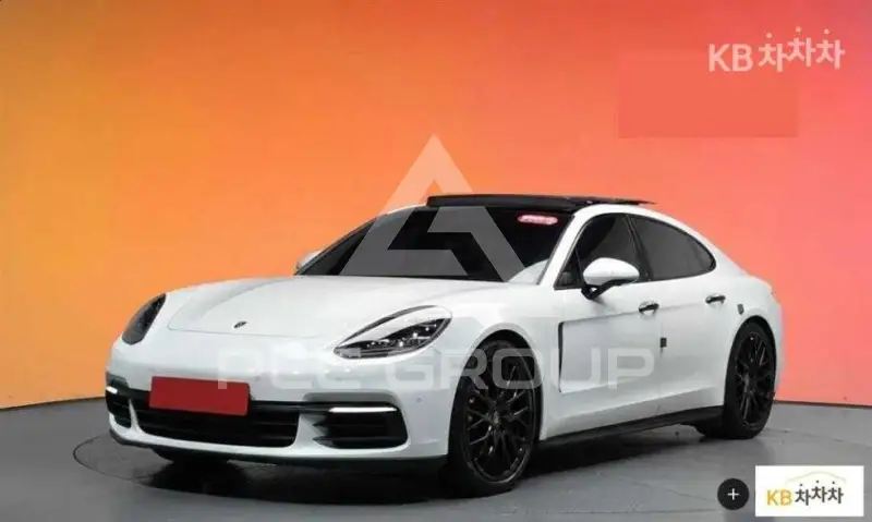 2020 Porsche Panamera