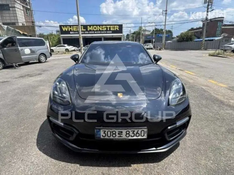 2020 Porsche Panamera