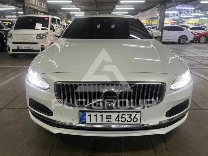 2020 Volvo S90