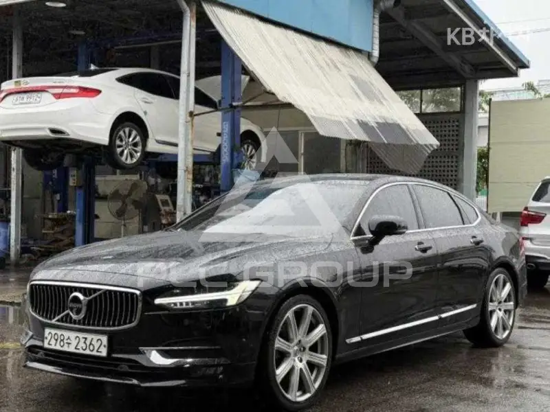 2020 Volvo S90