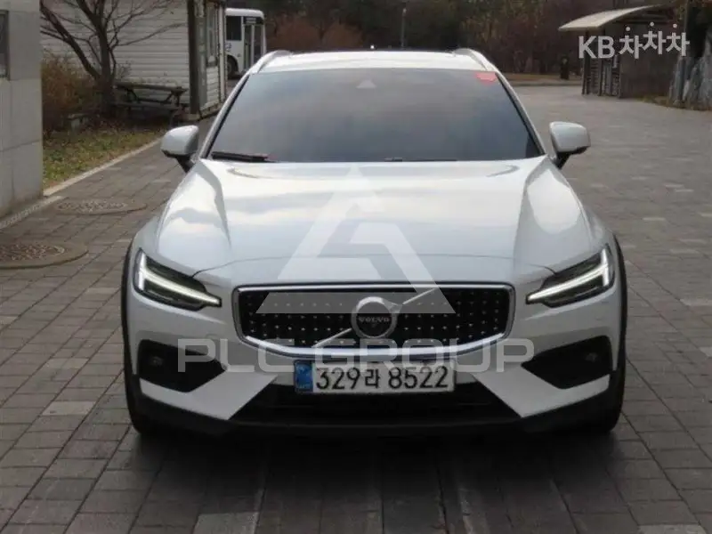 2020 Volvo V60