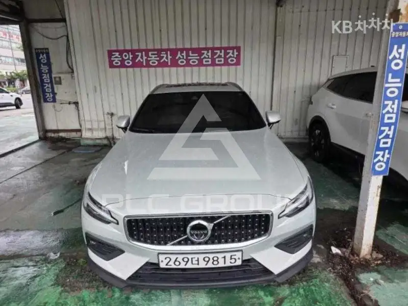 2020 Volvo V60