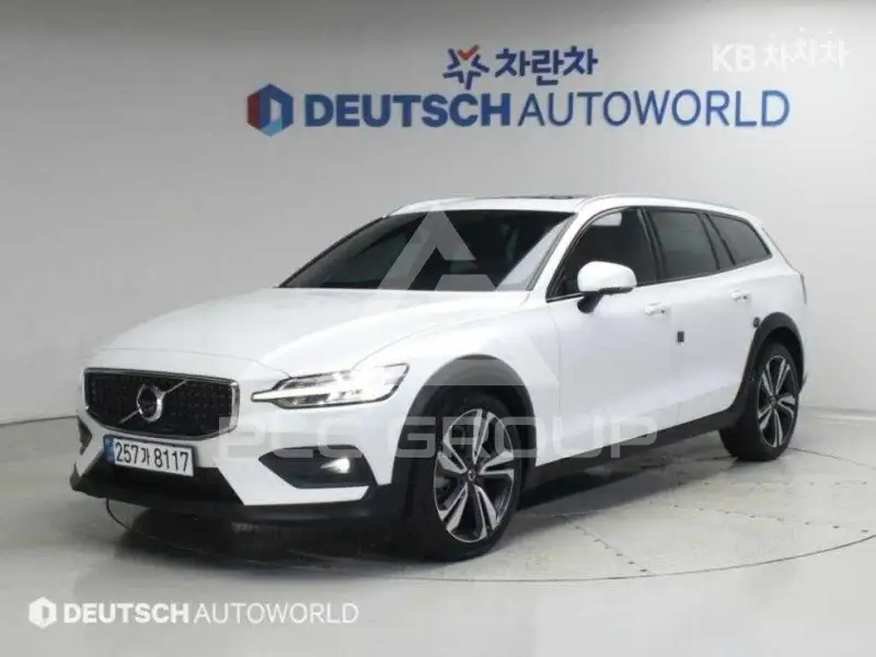 2020 Volvo V60