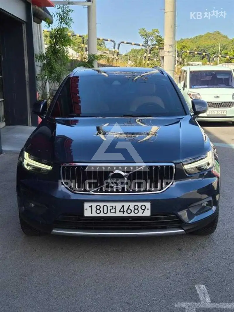 2020 Volvo XC40