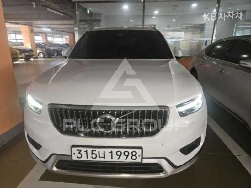 2020 Volvo XC40