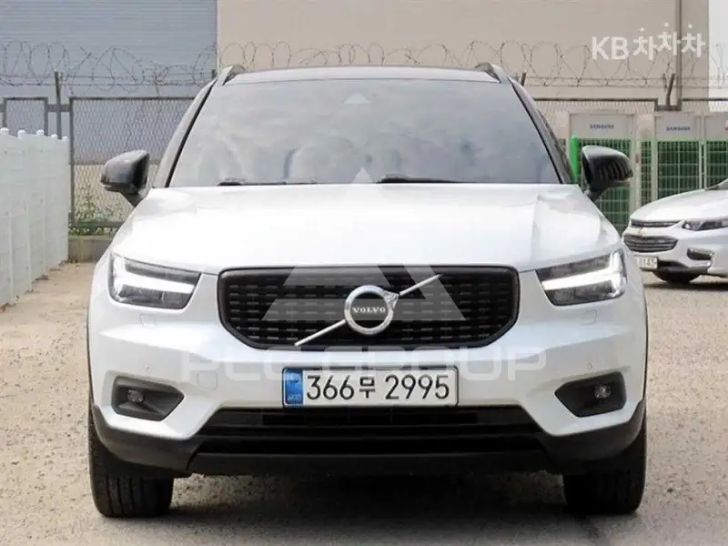 2020 Volvo XC40