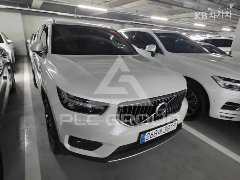 2020 Volvo XC40