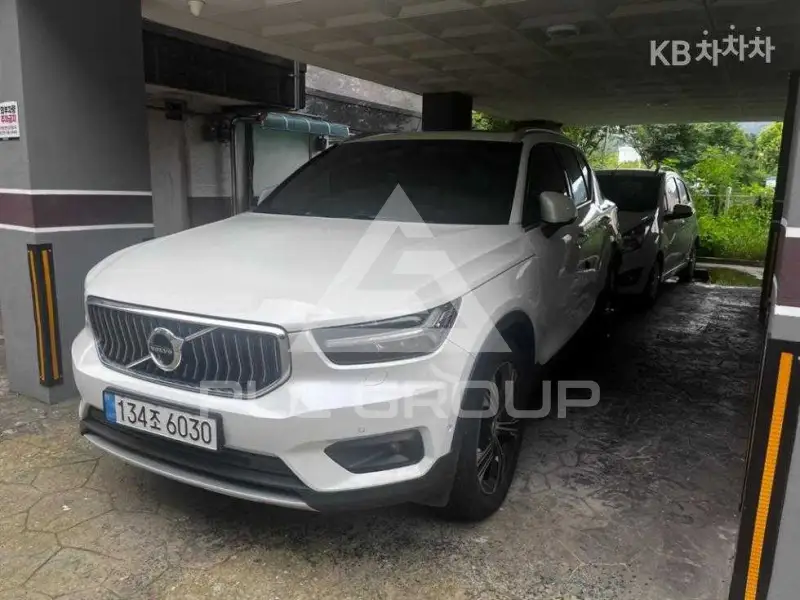 2020 Volvo XC40