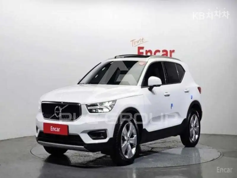 2020 Volvo XC40