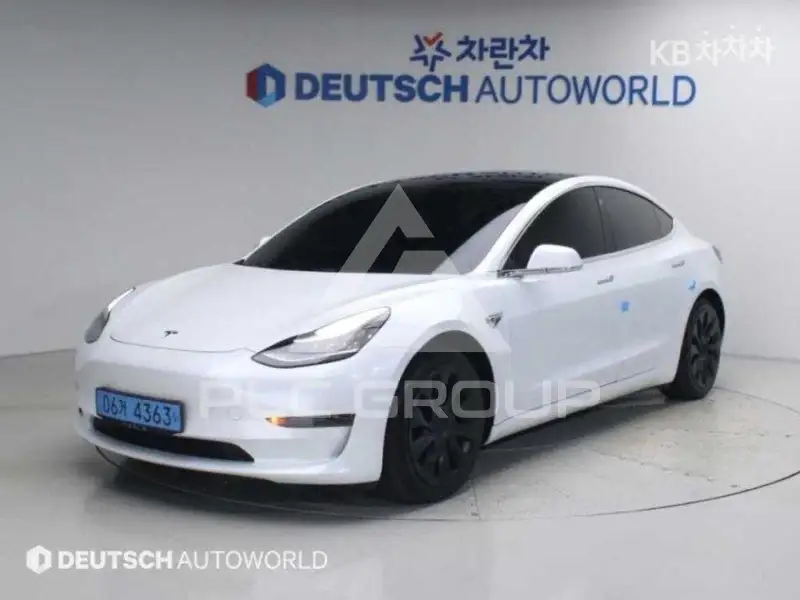 2020 Tesla MODEL 3