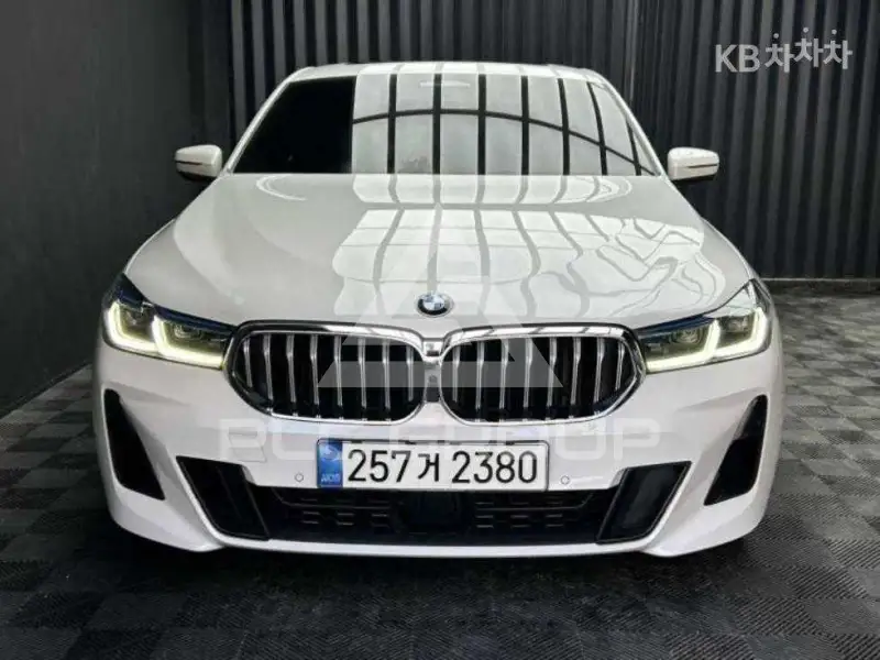 2021 BMW 5 series