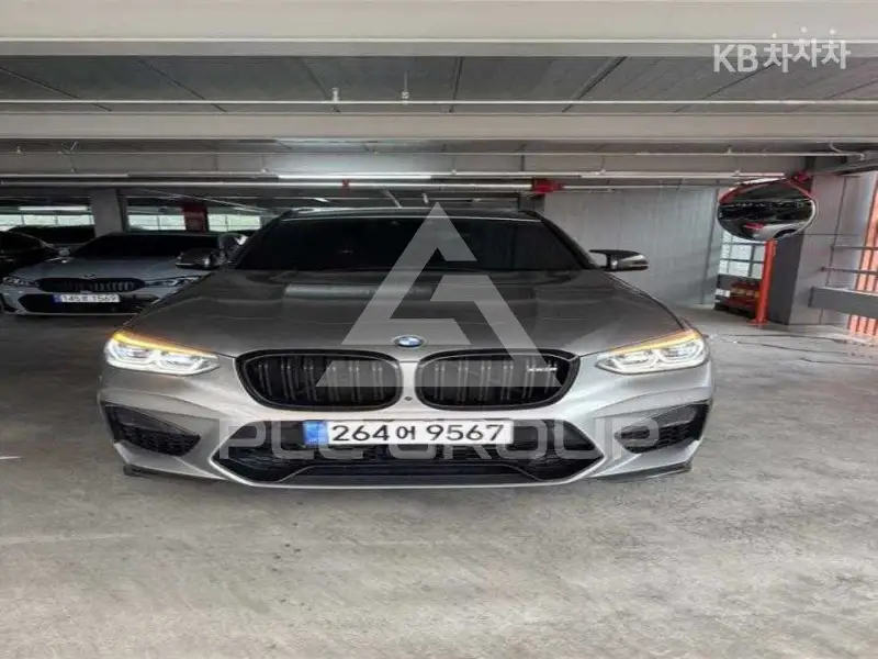 2021 BMW M1