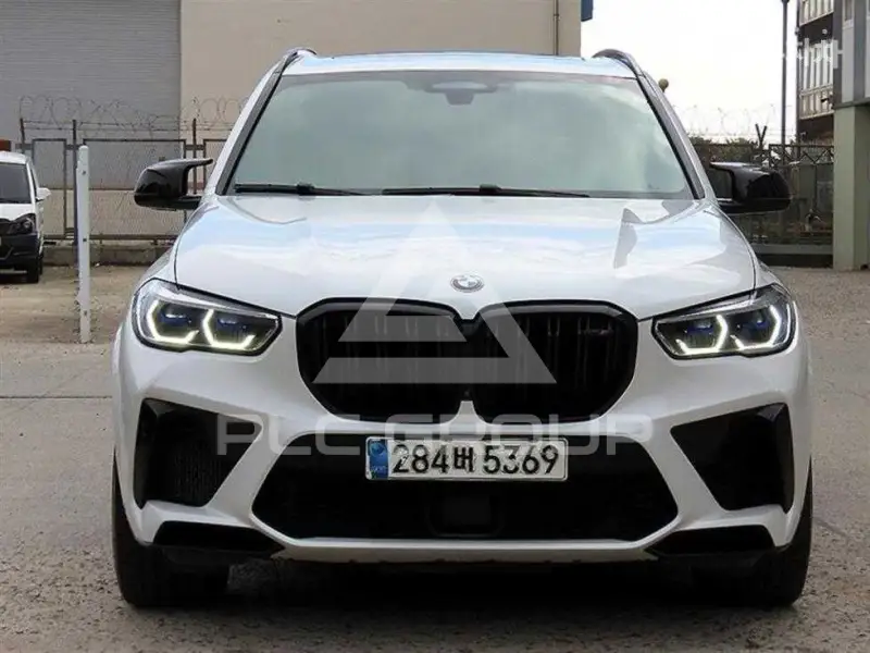 2021 BMW M1