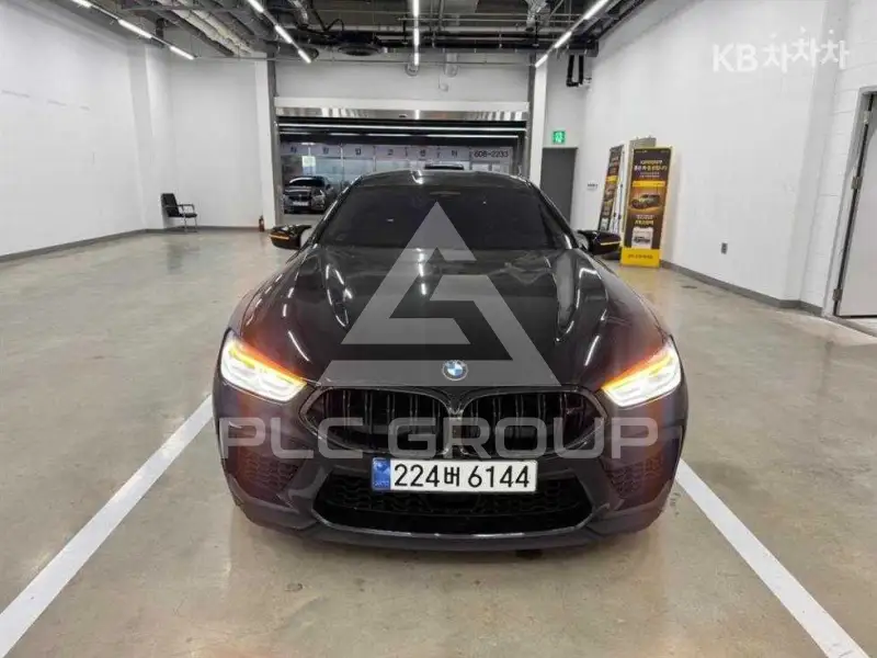 2021 BMW M1