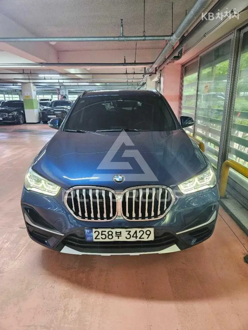 2021 BMW X1