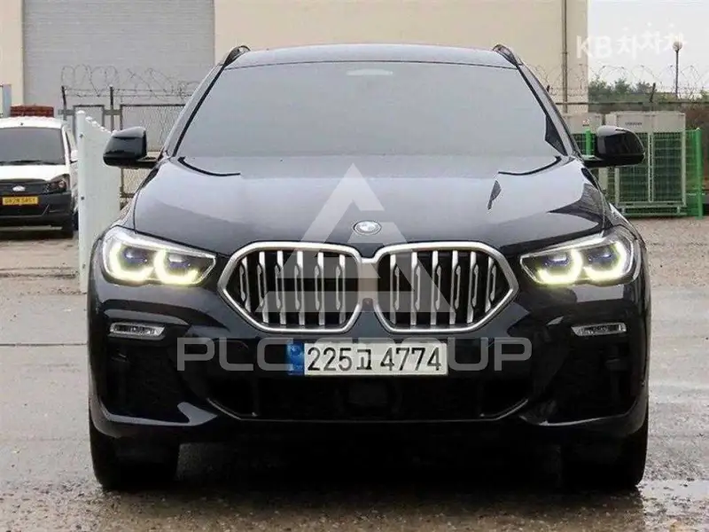 2021 BMW X6