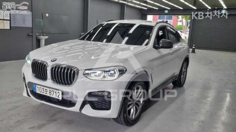 2021 BMW X4