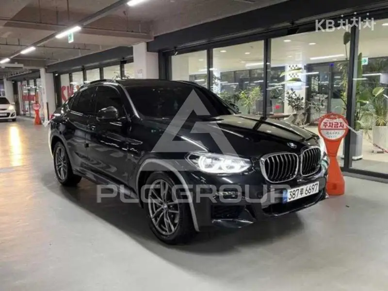 2021 BMW X4