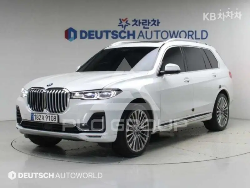 2021 BMW X7