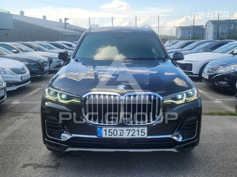 2021 BMW X7