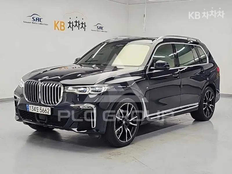 2021 BMW X7