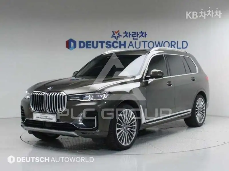 2021 BMW X7