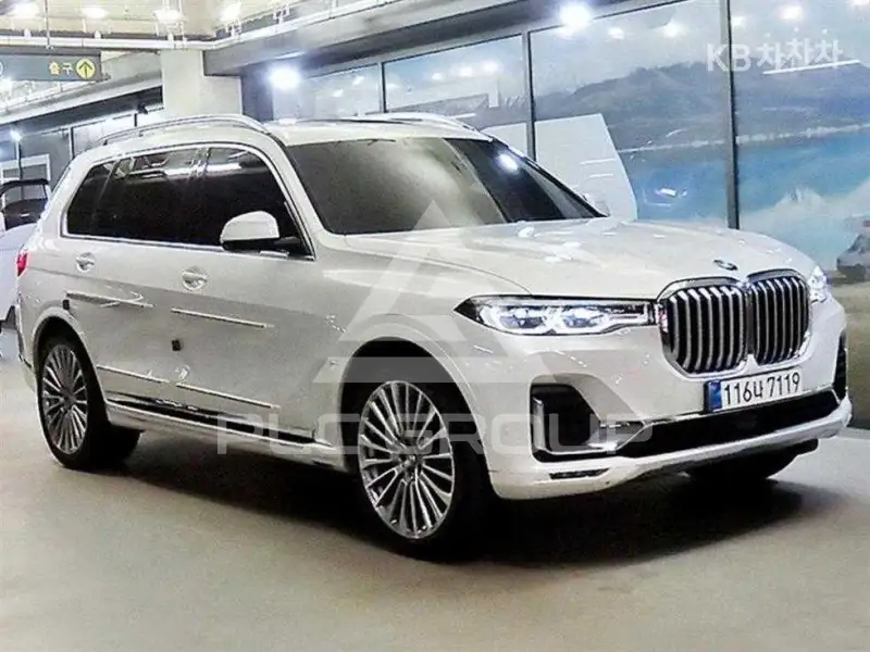 2021 BMW X7