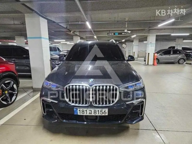 2021 BMW X7