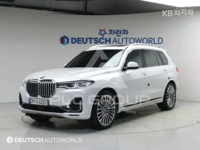 2021 BMW X7