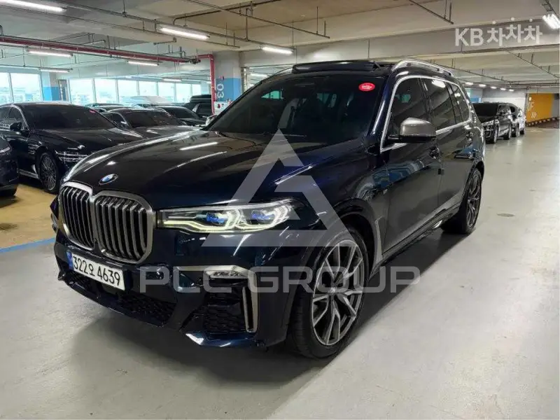 2021 BMW X7