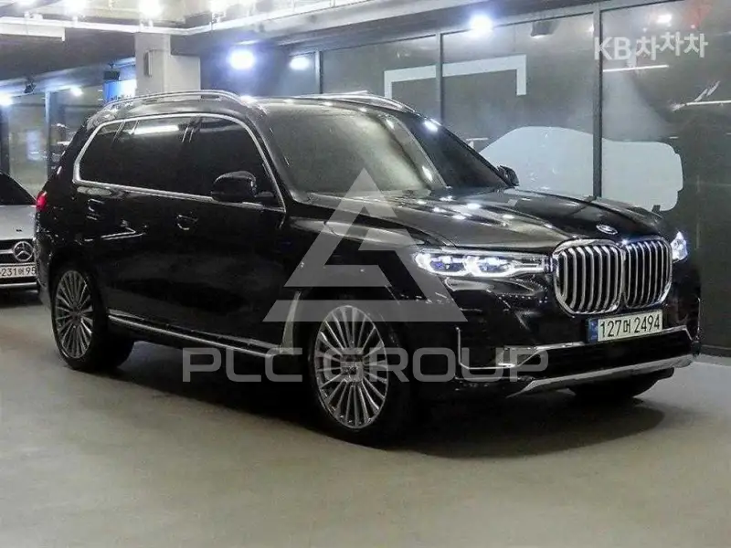 2021 BMW X7