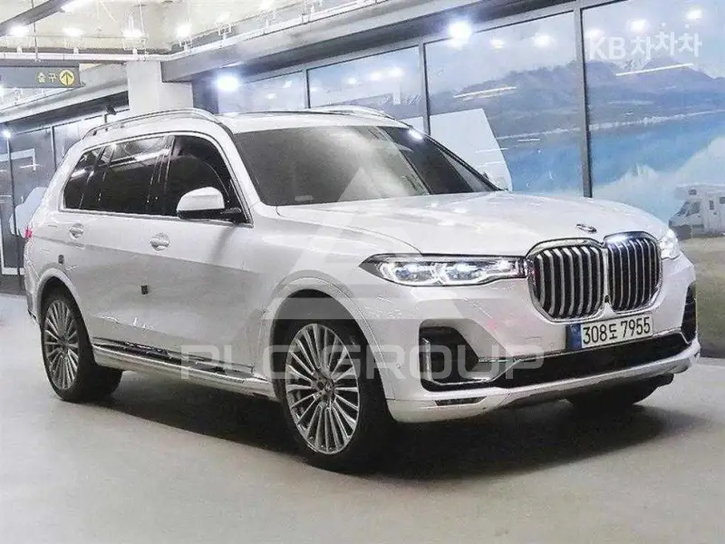 2021 BMW X7