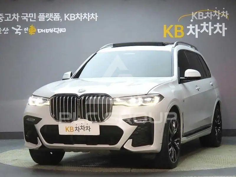 2021 BMW X7