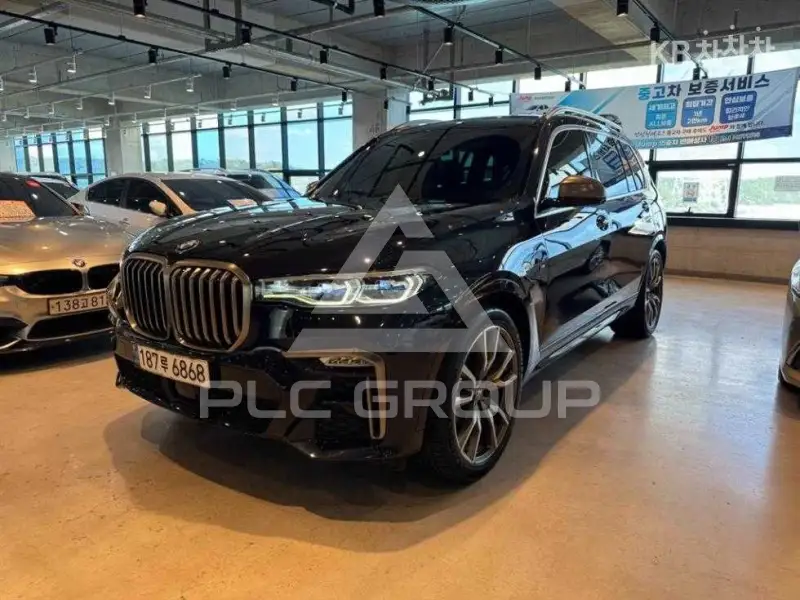 2021 BMW X7